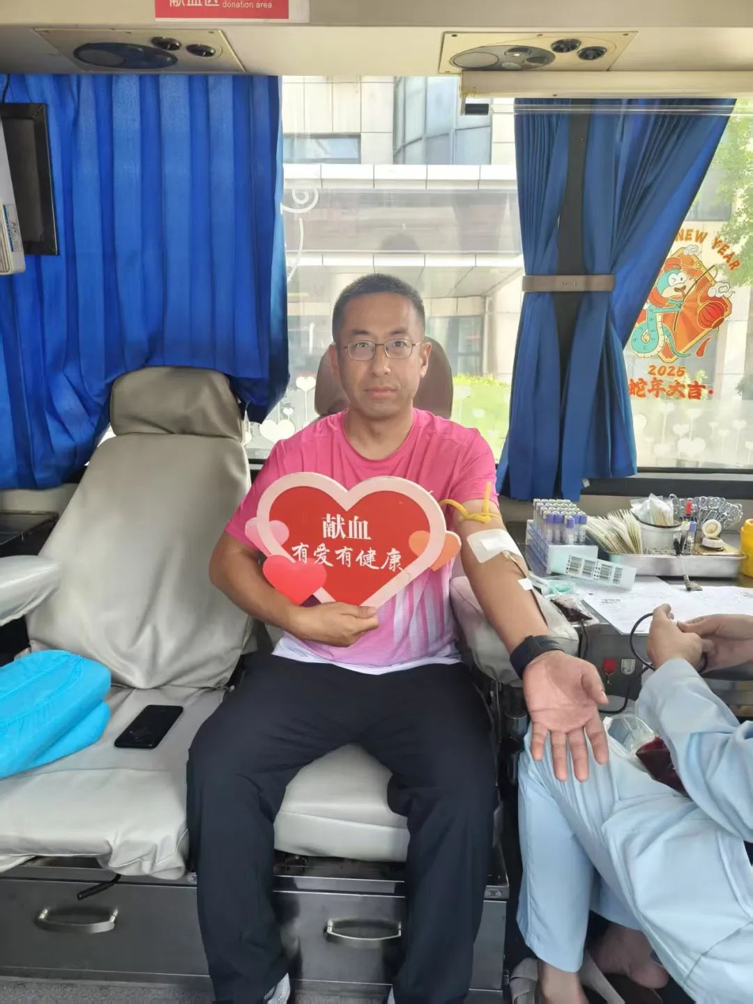 律师献血5.jpg